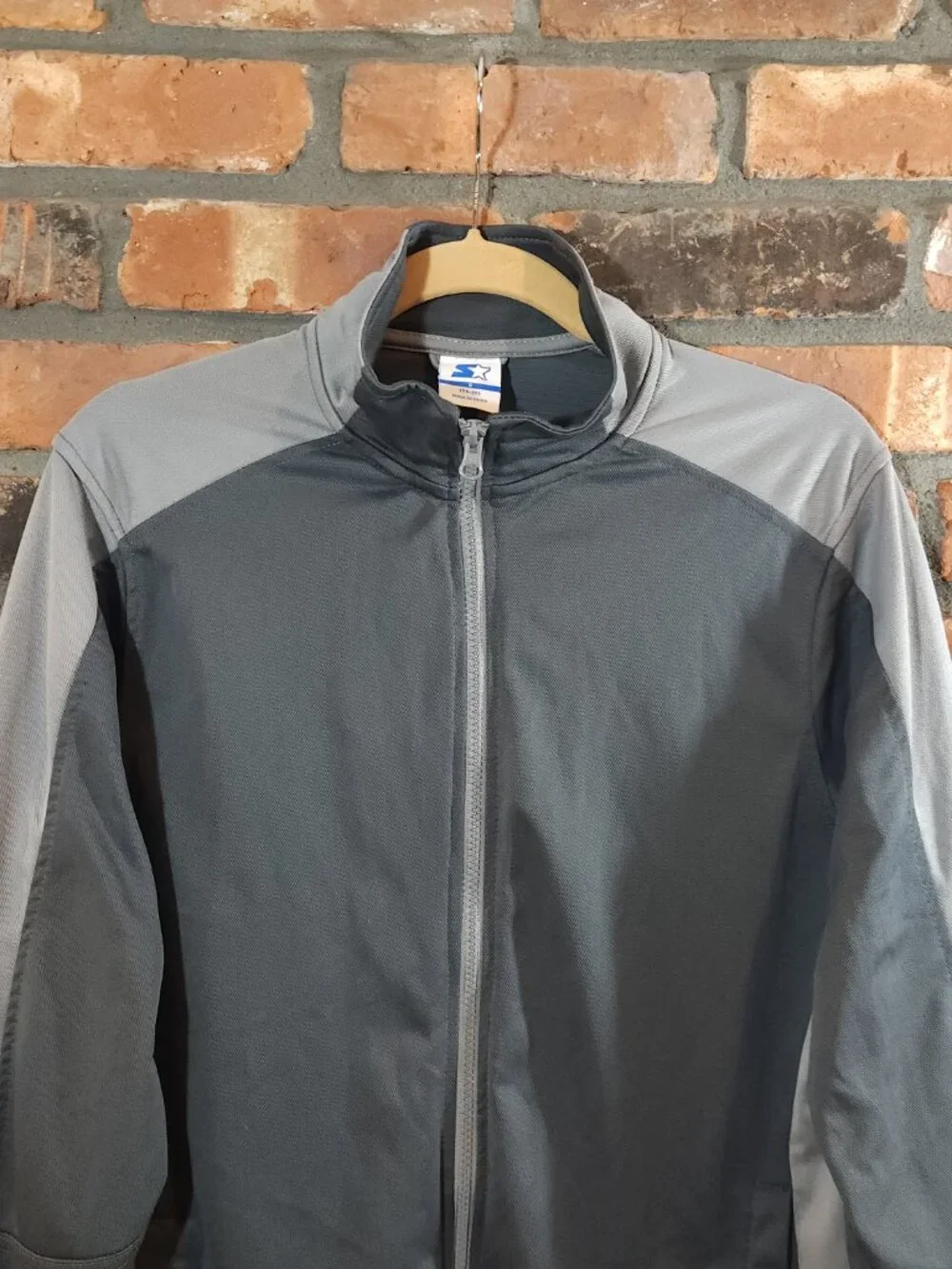 Starter Full Zip Track Jacket in Gray Athleisure Retro Athletic Workout Men's S